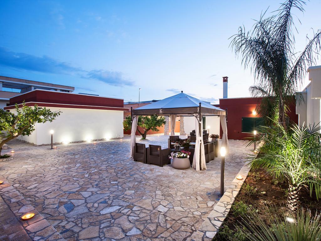 Bhagya Hotel Gallipoli Exterior photo