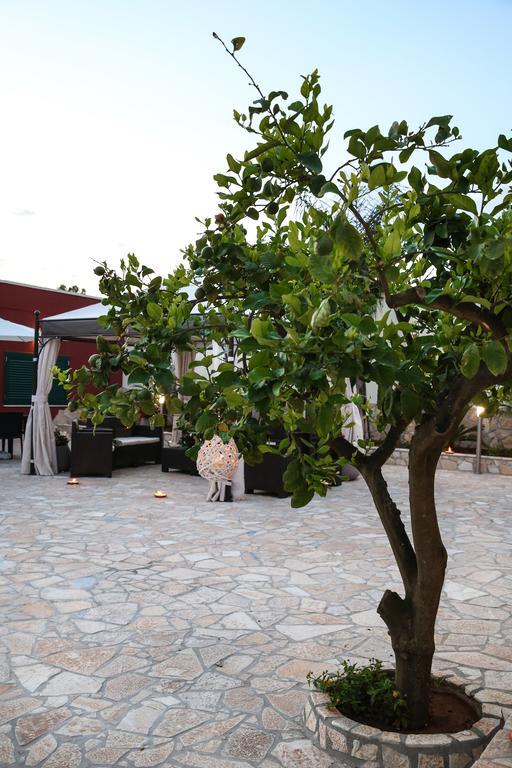 Bhagya Hotel Gallipoli Exterior photo