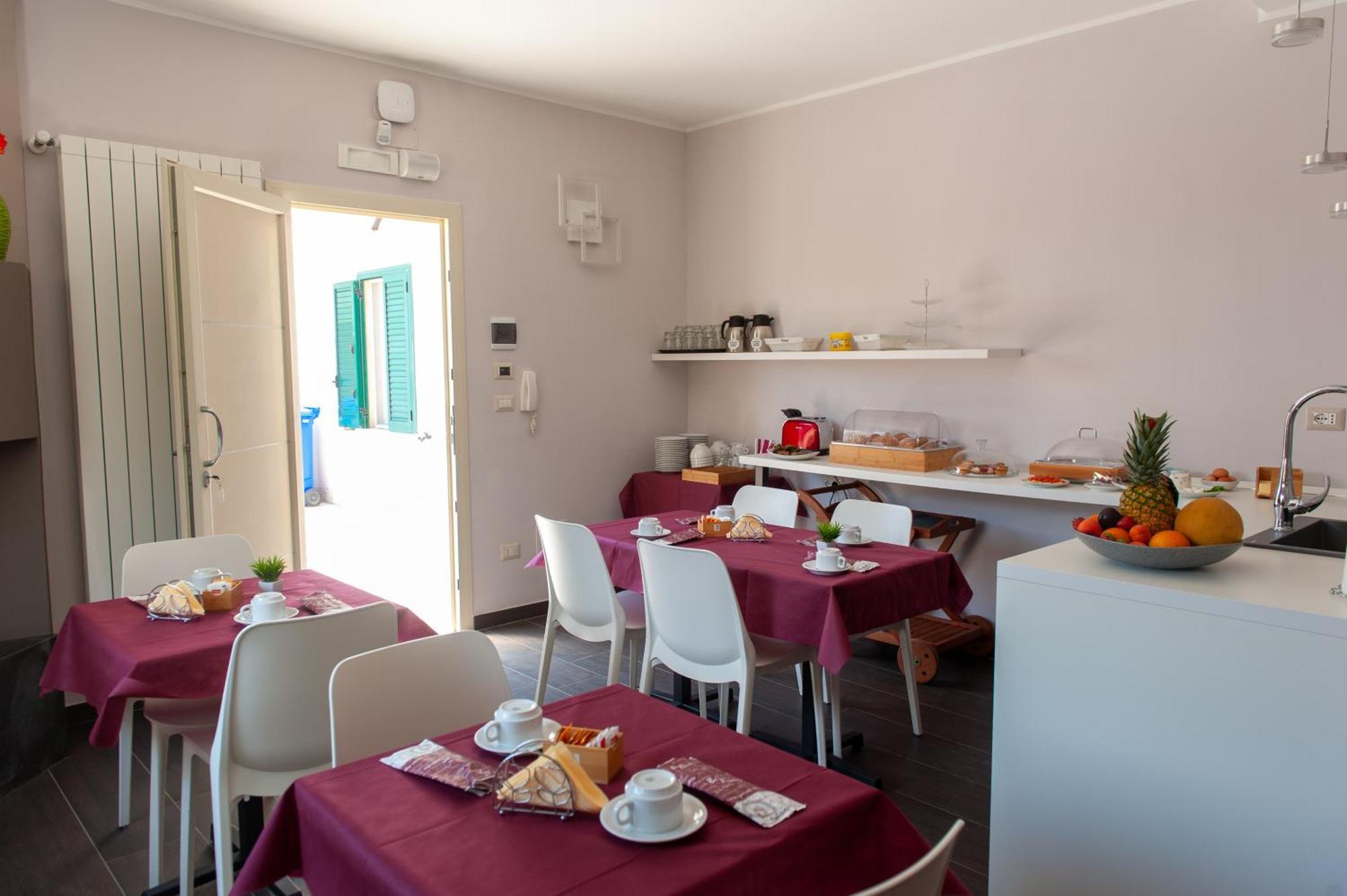 Bhagya Hotel Gallipoli Exterior photo